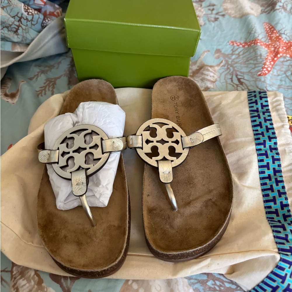 NWT Tory Burch miller cloud metallic Logo Sandals 8.5